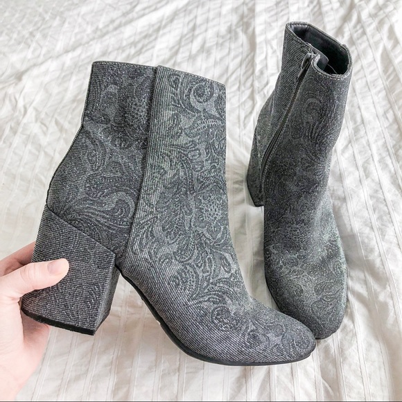 Carlos Santana Shoes - NWOT SANTANA Silver Block Heel Boots